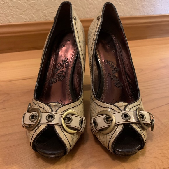 Naughty Monkey peep toe 4 inch heels, sz 8 - Picture 6 of 11